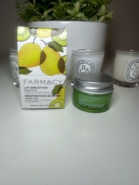 Farmacy Lip Smoothie Pear Kiwi Lip Balm - Green